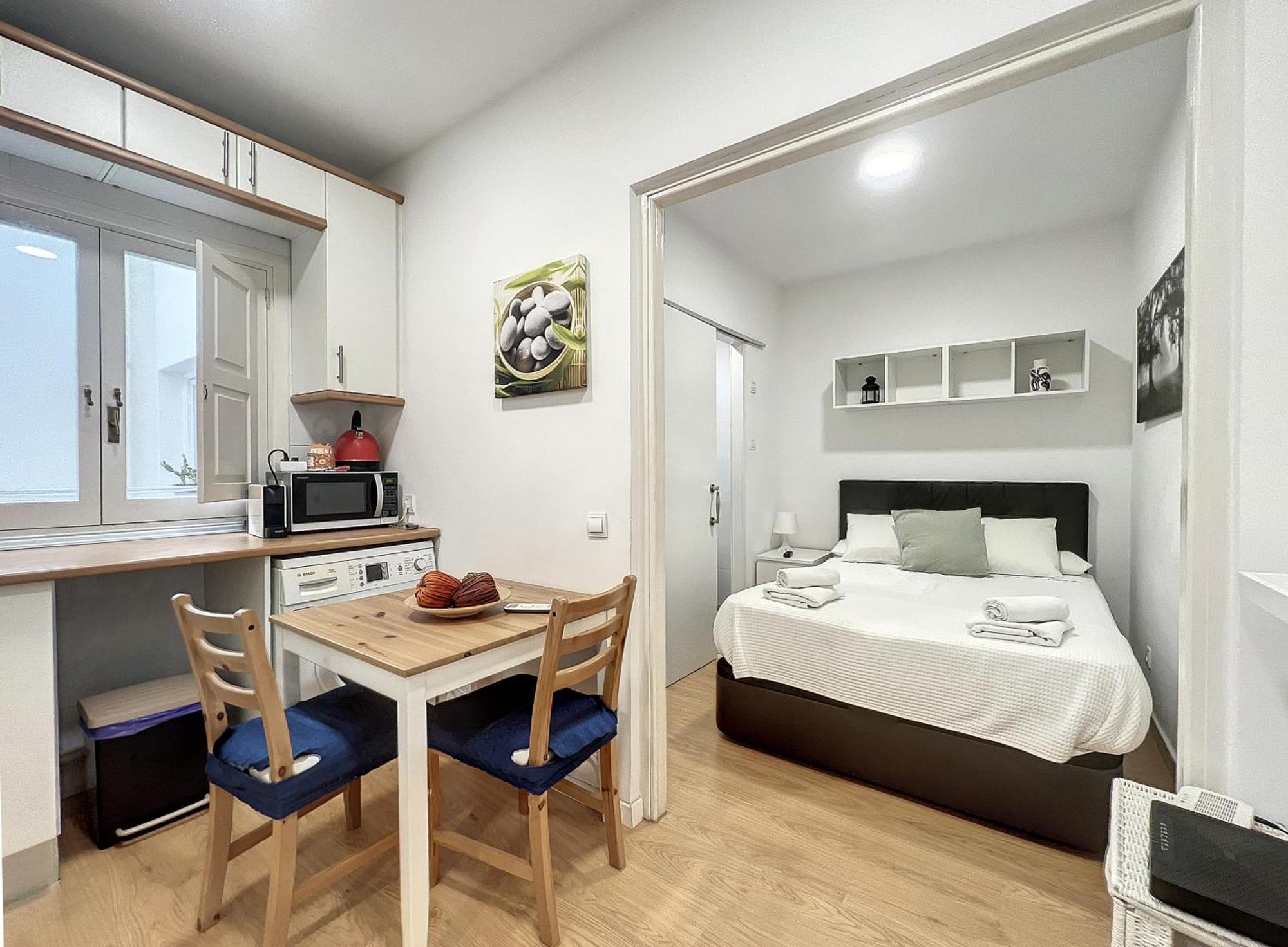 Urbantec Realty - Palacio Real - Opera Madrid Eksteriør billede