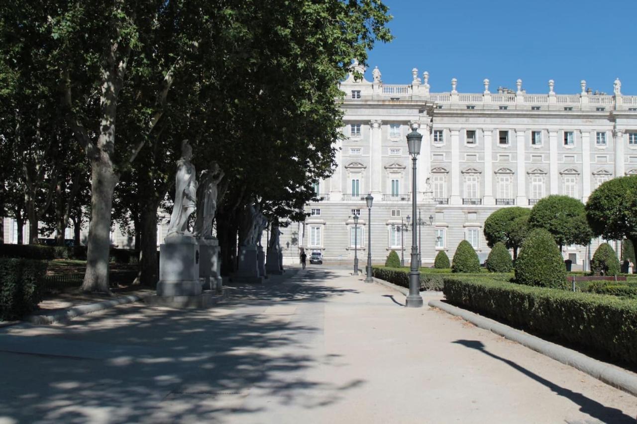 Urbantec Realty - Palacio Real - Opera Madrid Eksteriør billede